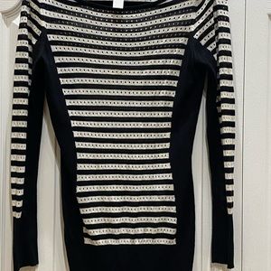Cache long sleeve sweater